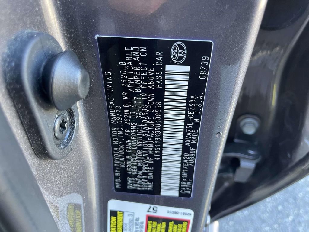 Used 2024 Toyota Camry SE image 10