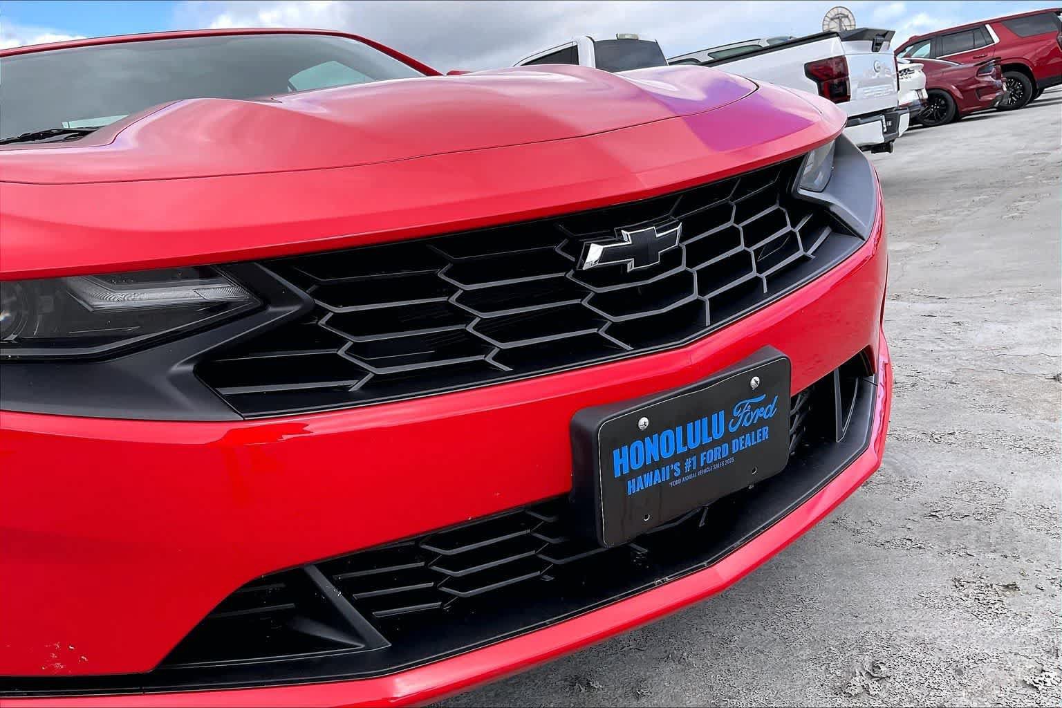 Used 2020 Chevrolet Camaro LT w/ Technology Package RWD image 32