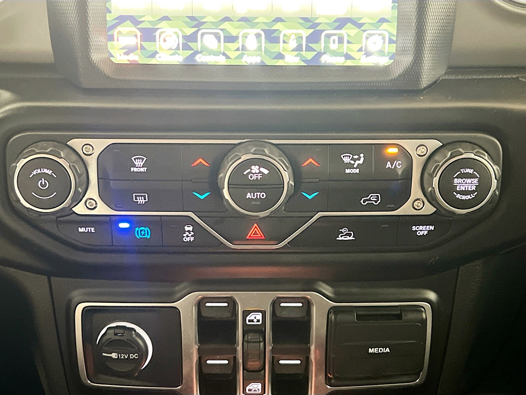 Used 2023 Jeep Wrangler Unlimited Rubicon 4xe image 12