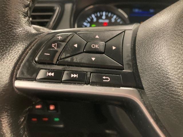 Used 2020 Nissan Rogue SV AWD/4WD image 21