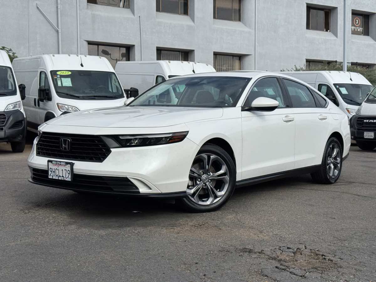 Used 2023 Honda Accord EX image 2