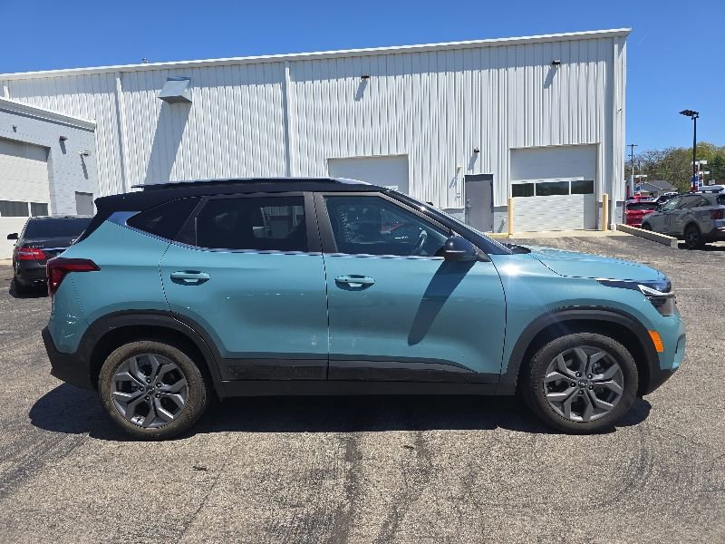 Used 2024 Kia Seltos S FWD image 9