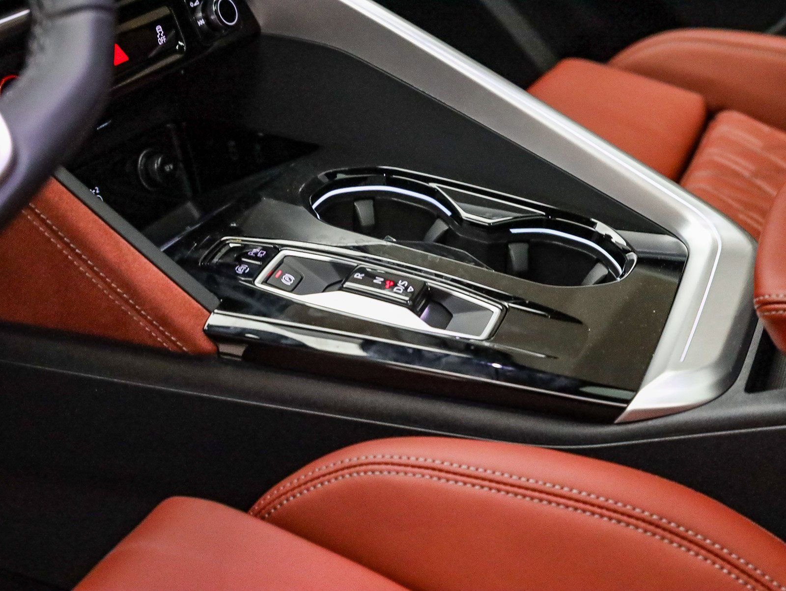 New 2025 Audi SQ5 Premium Plus AWD/4WD image 25