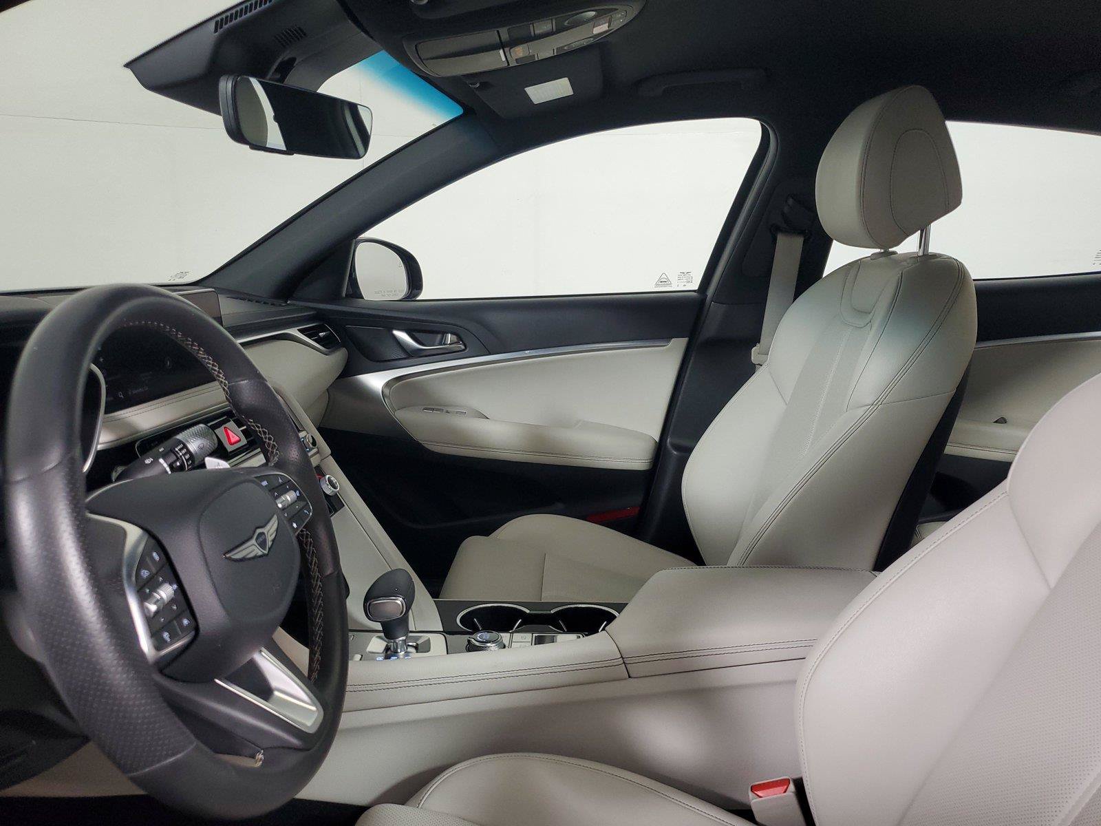 Used 2025 Genesis G70 2.5T RWD image 20