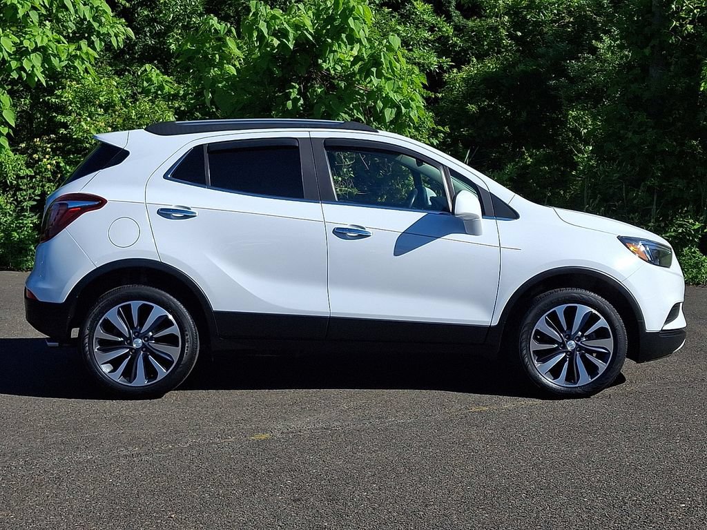 Certified 2021 Buick Encore Preferred AWD/4WD image 7