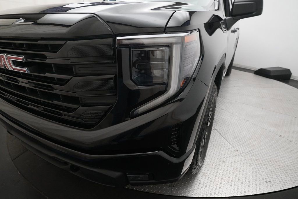 Used 2025 GMC Sierra 1500 Elevation image 22