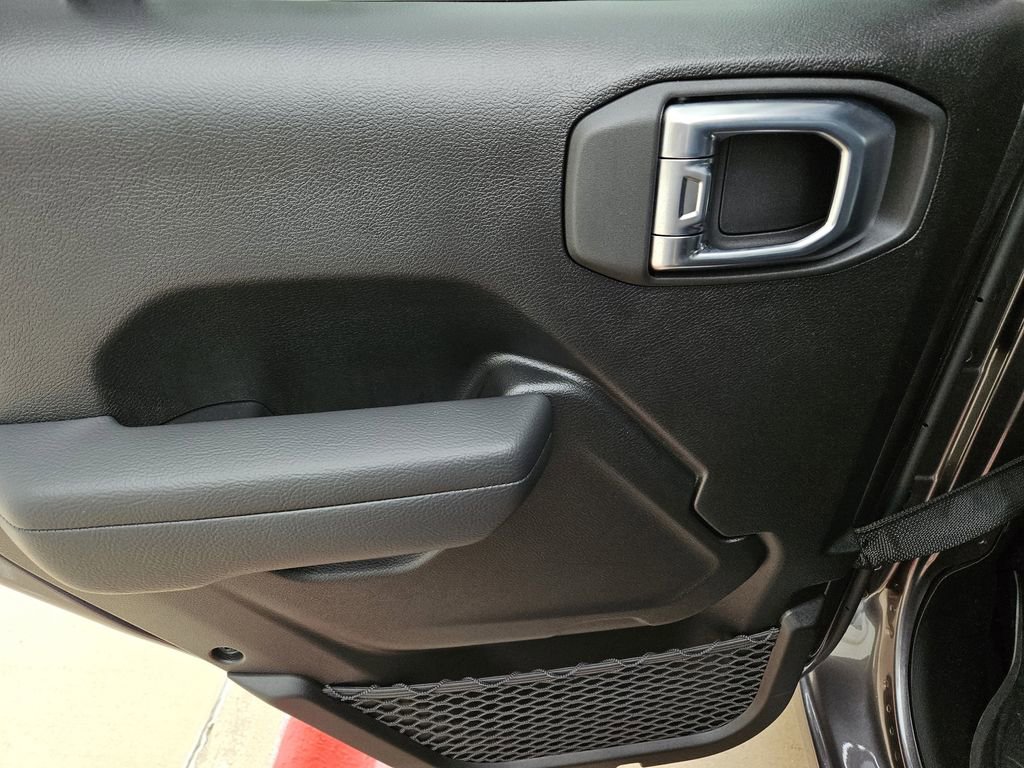 New 2026 Jeep Gladiator Sport image 13