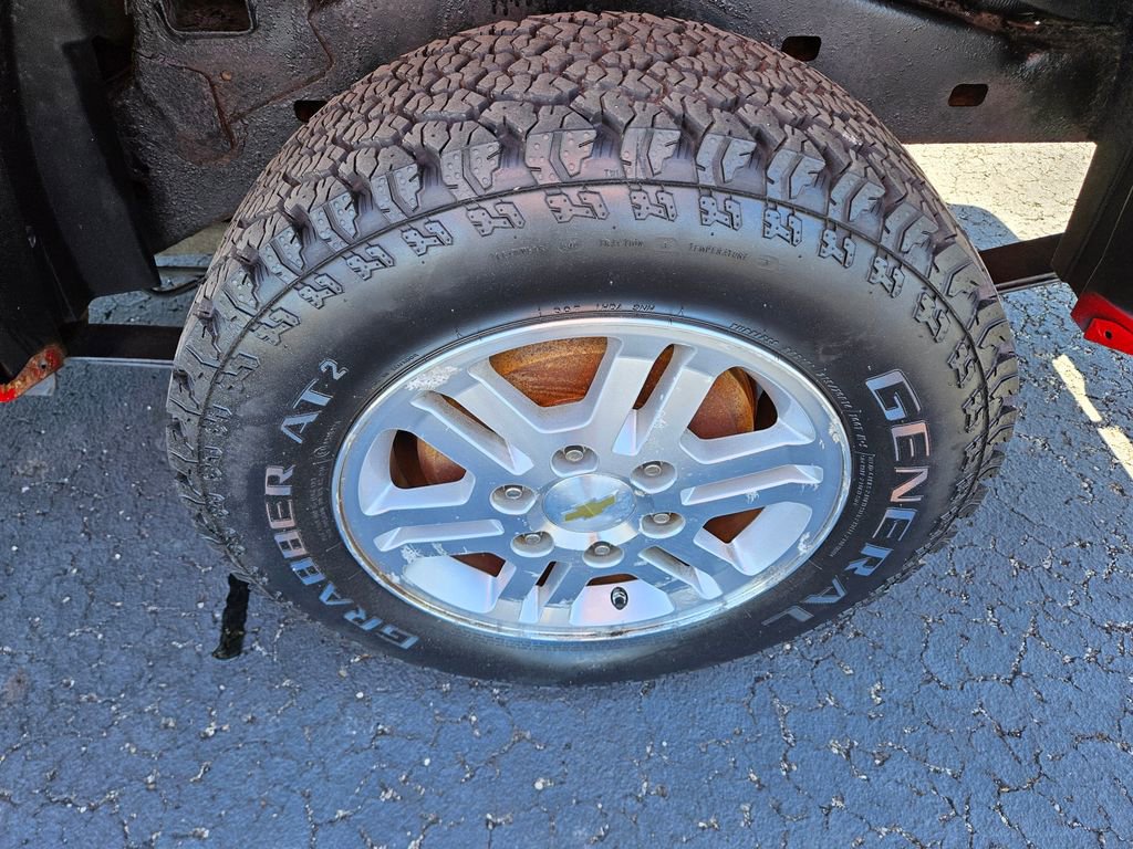 Used 2012 Chevrolet Colorado LT AWD/4WD image 11
