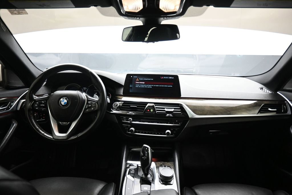 Used 2018 BMW 540i xDrive AWD/4WD image 39