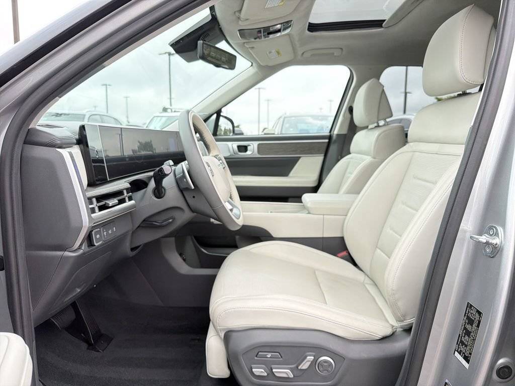 Used 2024 Hyundai Santa Fe Calligraphy AWD/4WD image 11