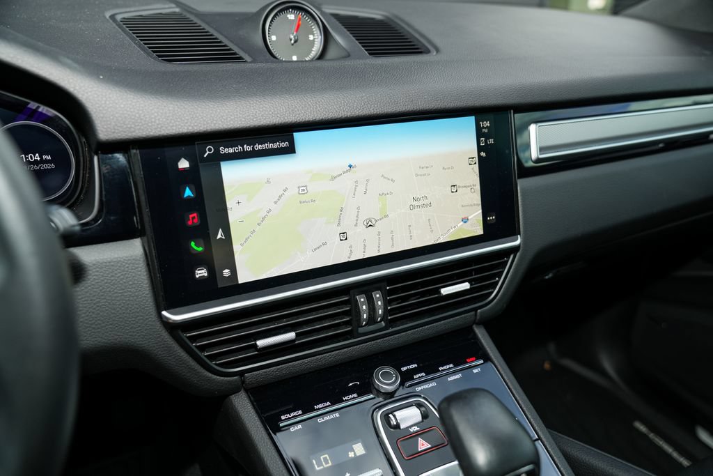 Certified 2023 Porsche Cayenne Platinum Edition AWD/4WD image 25