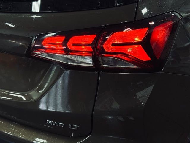 Used 2023 Chevrolet Equinox LT image 7