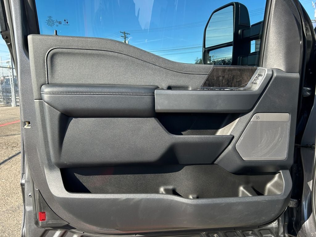 Used 2023 Ford F250 Lariat w/ Sport Appearance Package AWD/4WD image 22