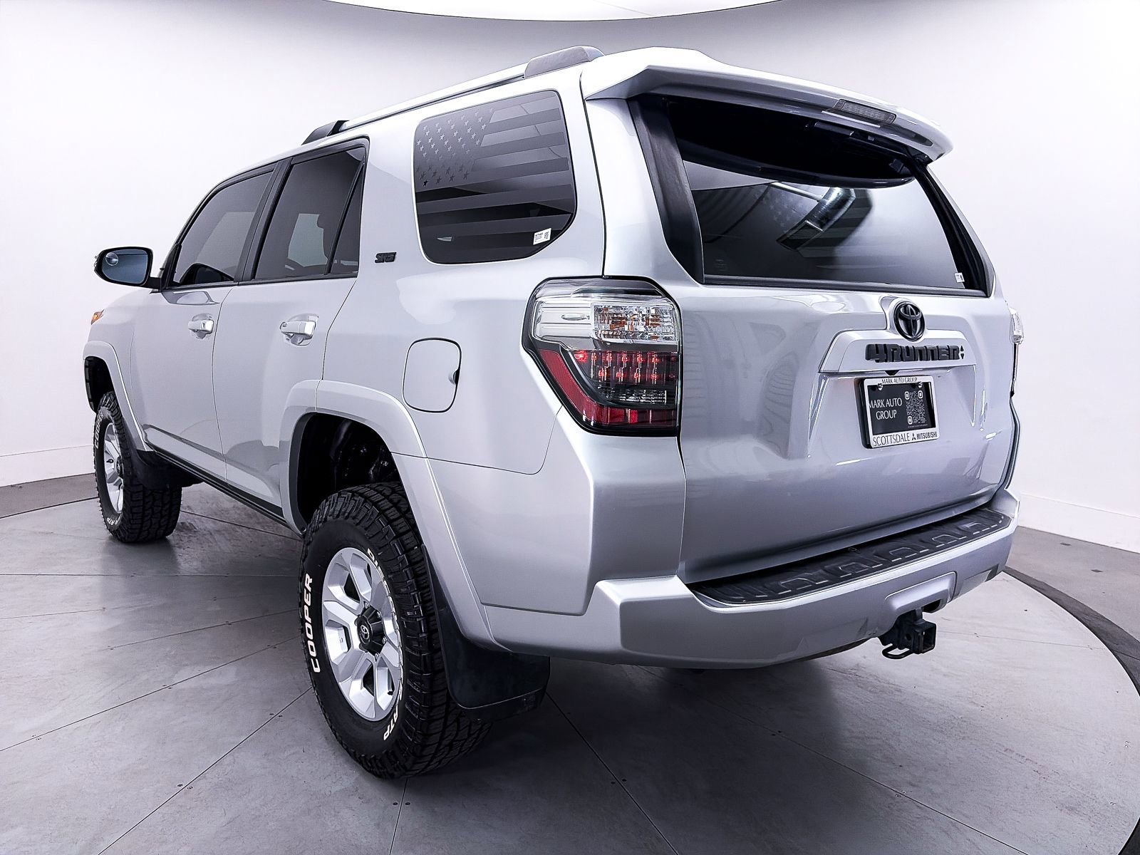 Used 2020 Toyota 4Runner SR5 Premium AWD/4WD image 14