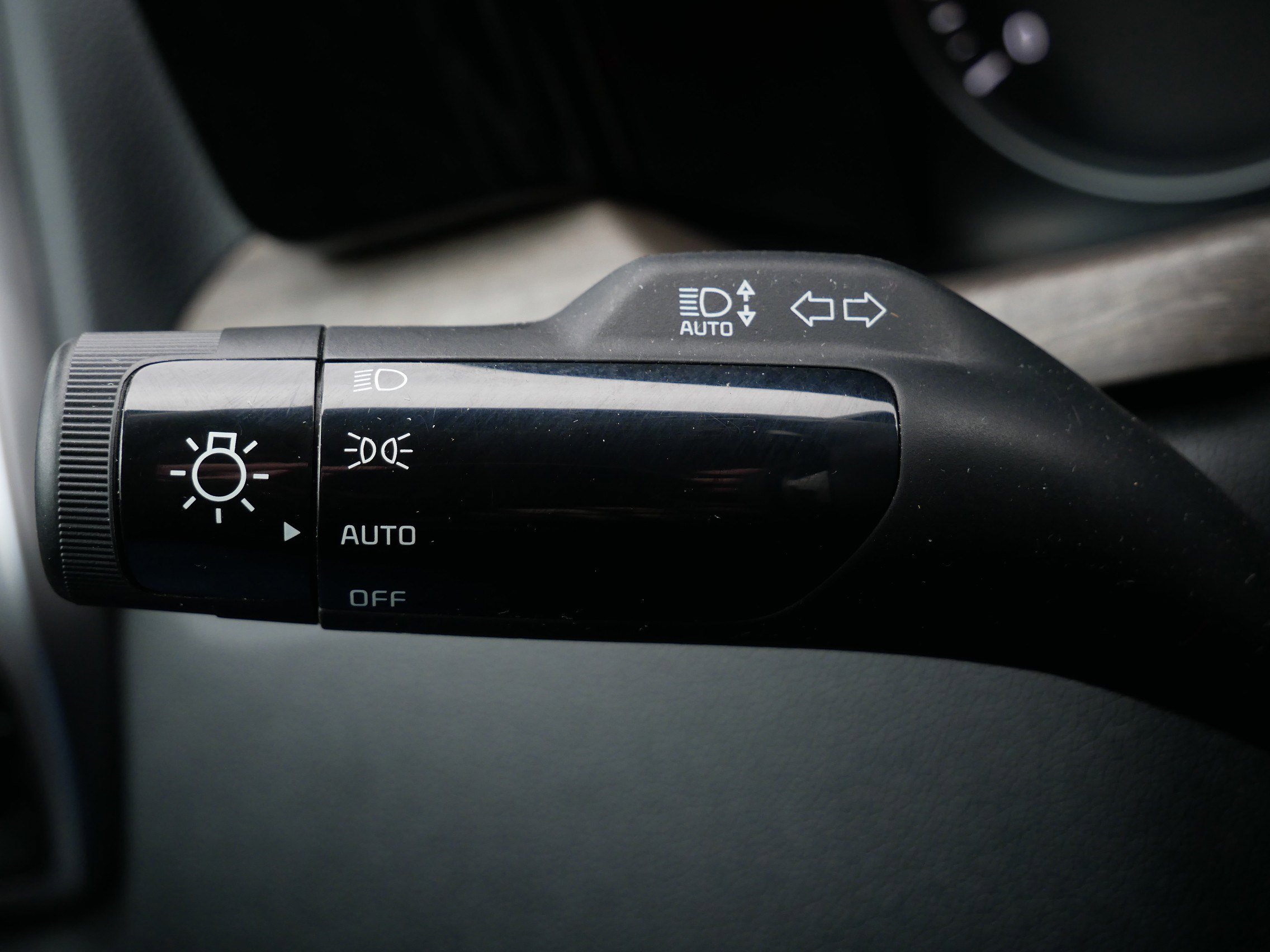 Used 2023 Kia Sorento S w/ Panoramic Sunroof Package image 32