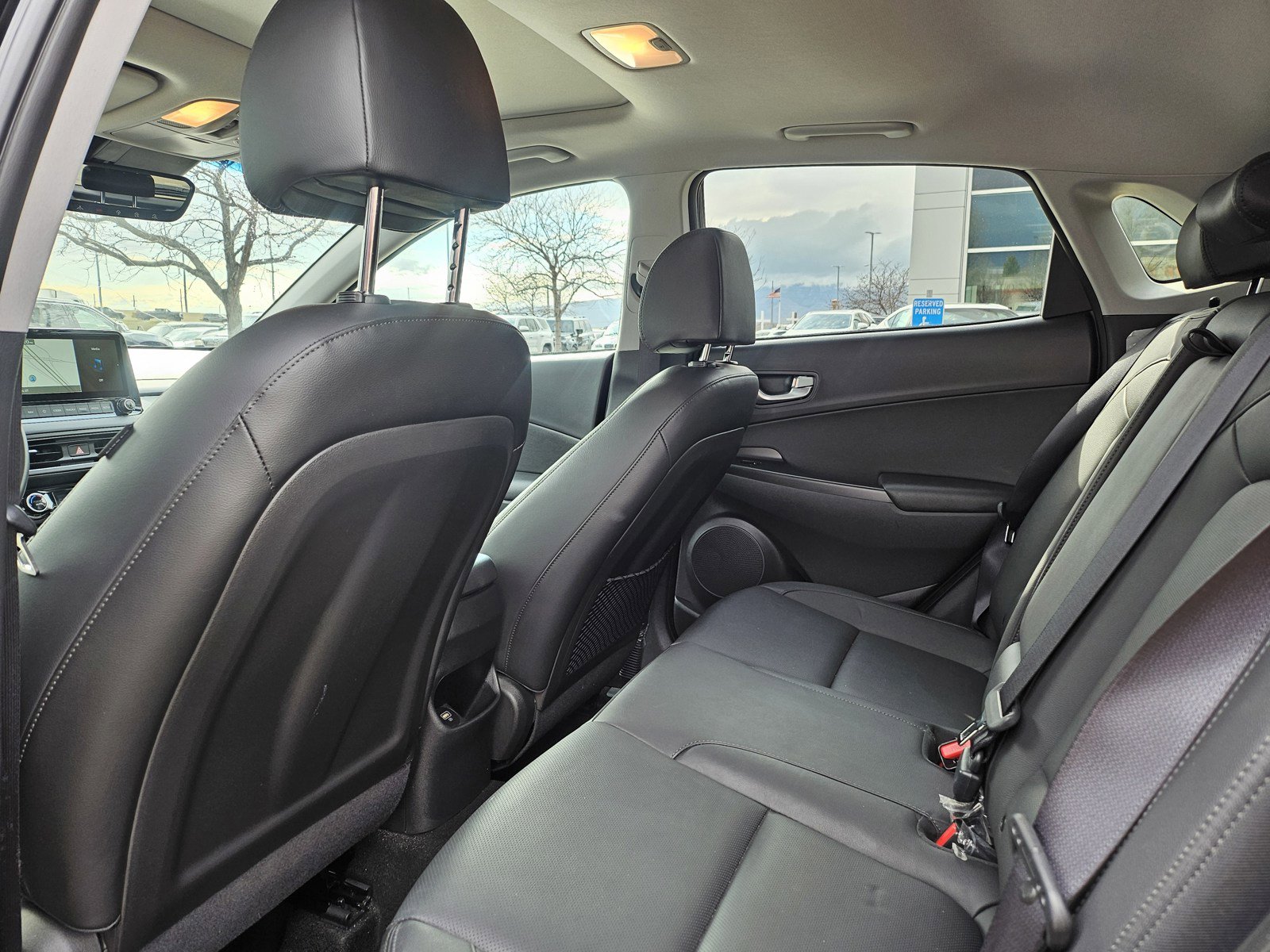 Used 2022 Hyundai Kona Limited w/ Cargo Package image 16