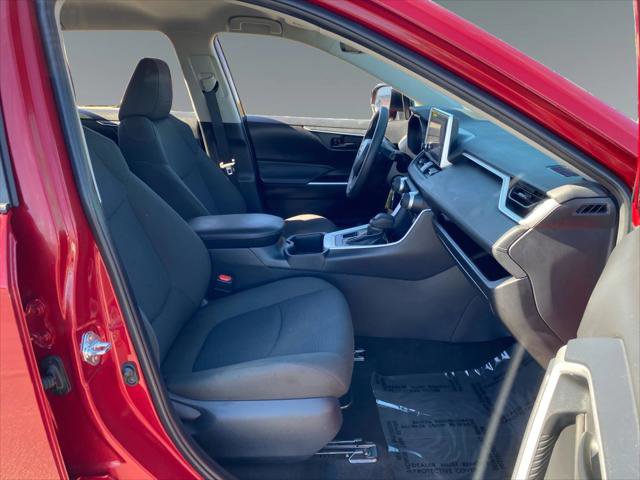 Certified 2025 Toyota RAV4 LE image 15