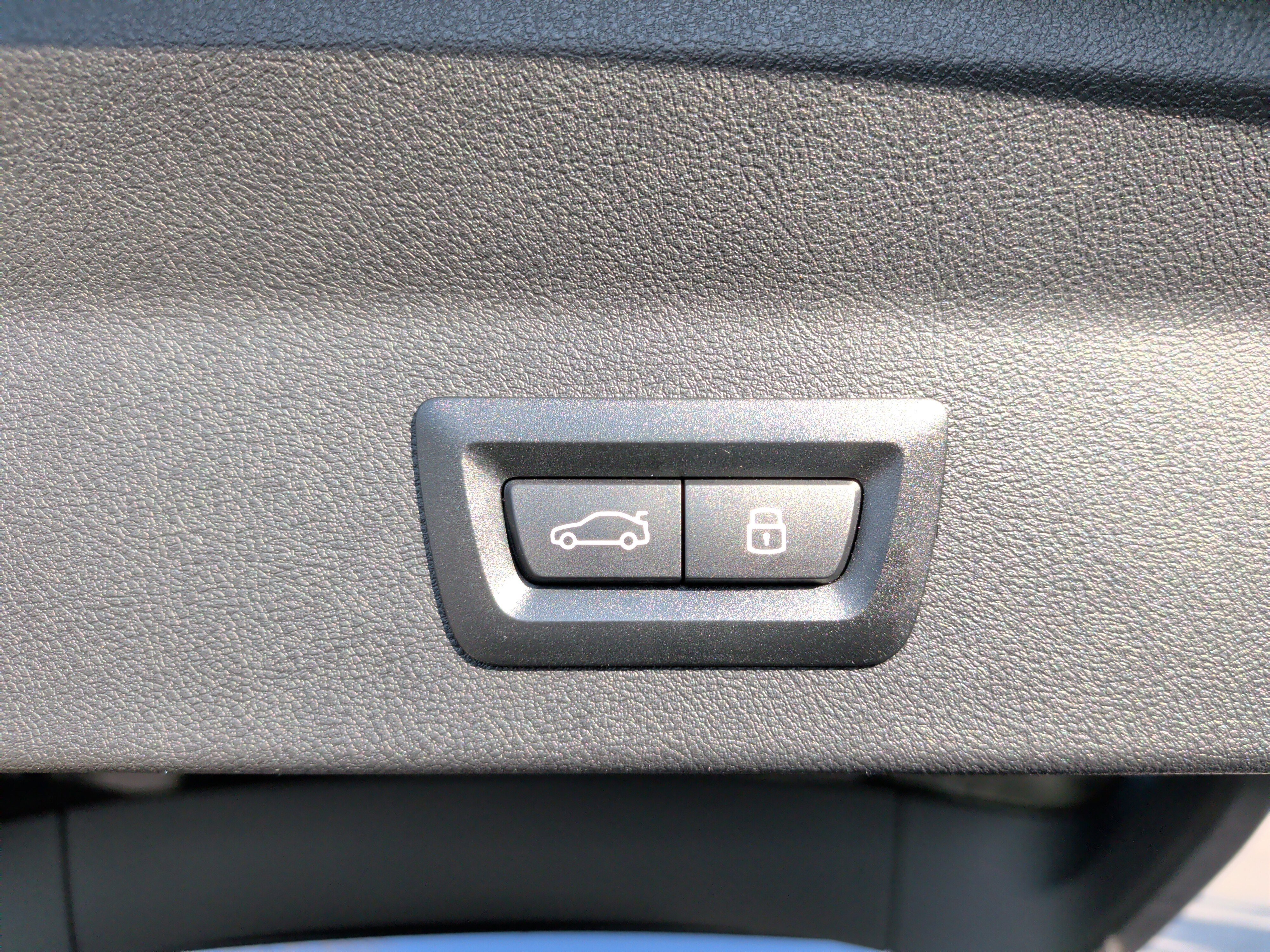 Certified 2024 BMW X3 xDrive30i w/ Convenience Package image 39