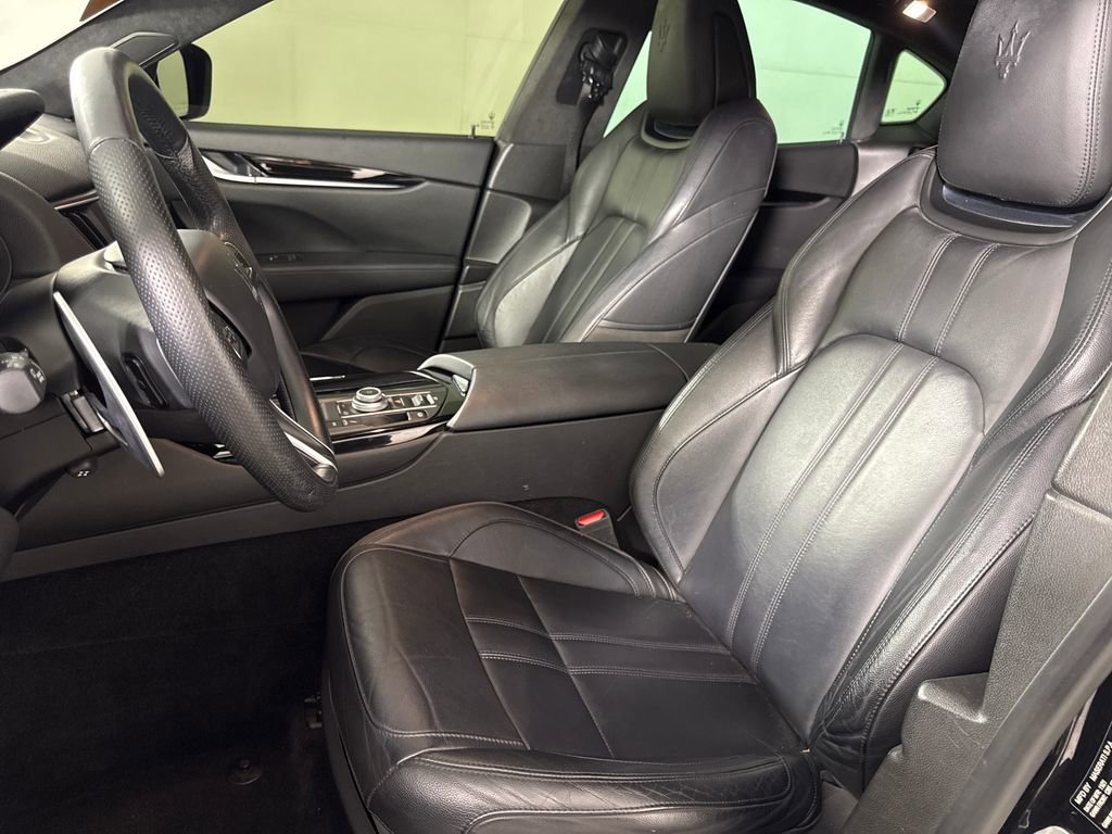 Used 2022 Maserati Levante GT image 10