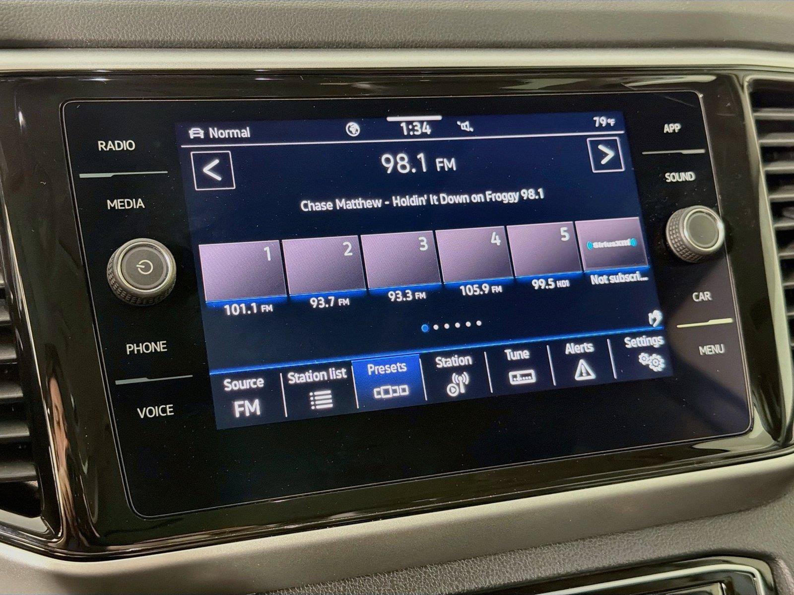 Used 2022 Volkswagen Atlas SE w/ Panoramic Sunroof Package AWD/4WD image 19