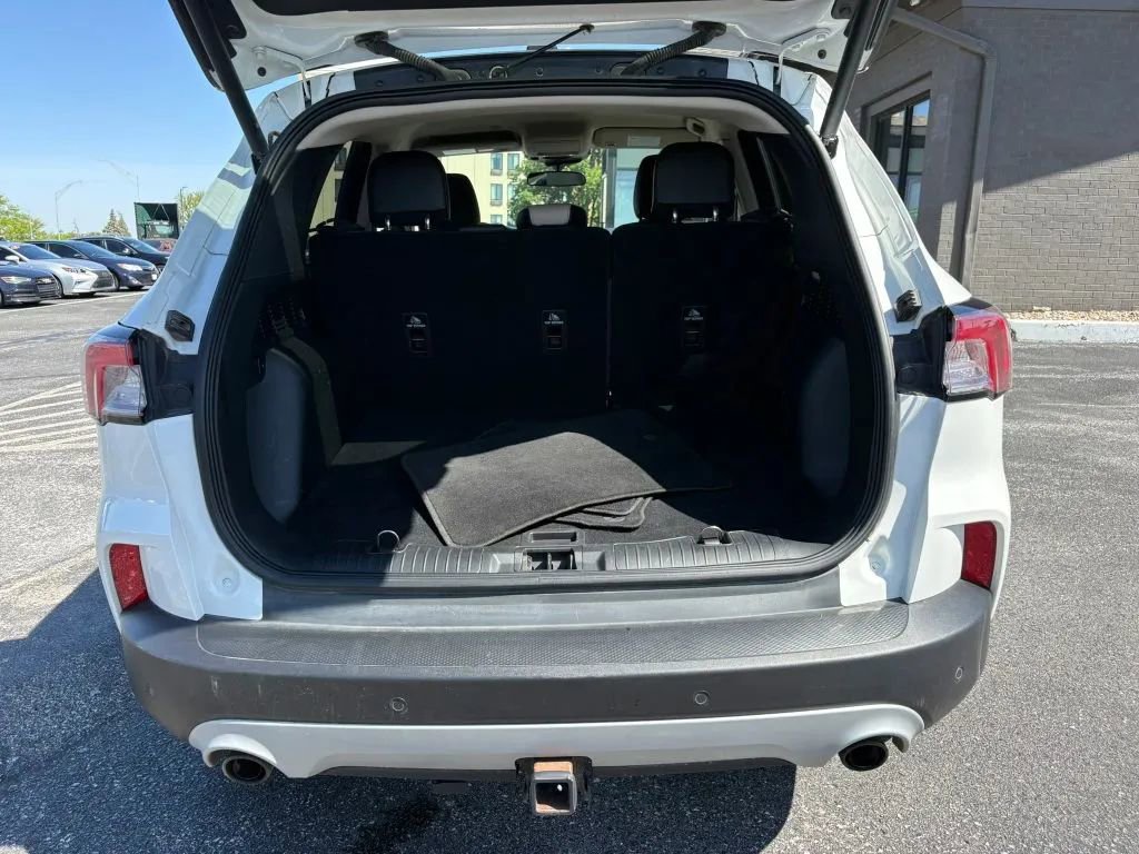 Used 2020 Ford Escape SEL AWD/4WD image 9