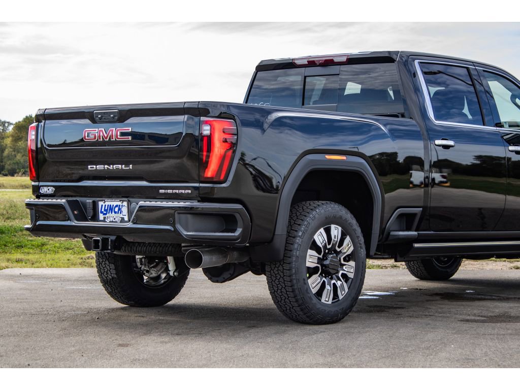 New 2026 GMC Sierra 2500 Denali w/ Denali Reserve Package image 19