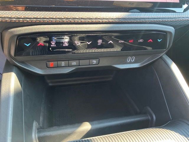 Certified 2026 Jeep Cherokee Limited AWD/4WD image 18