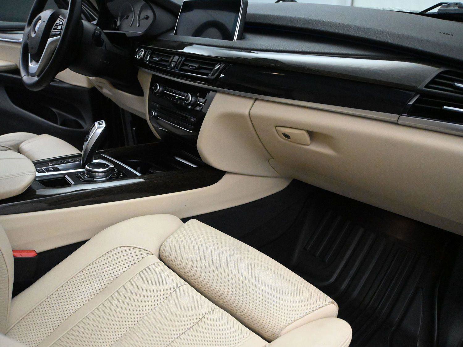 Used 2016 BMW X5 xDrive35i image 14