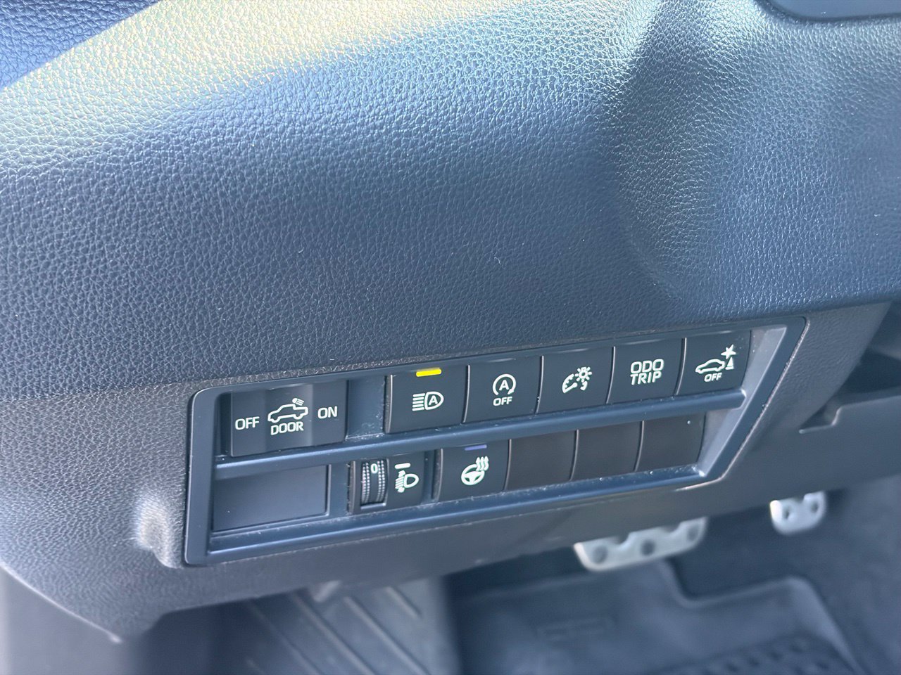 Used 2025 Toyota Tundra SR5 w/ TRD Off-Road Package AWD/4WD image 7