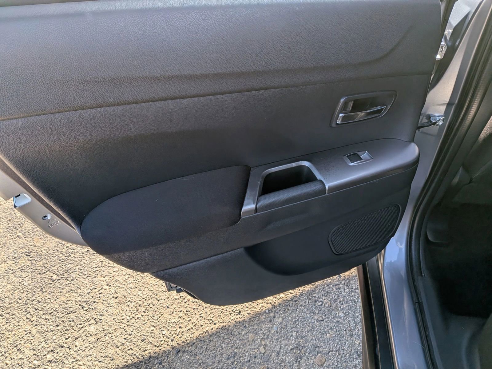 Used 2021 Mitsubishi Outlander Sport SE image 24