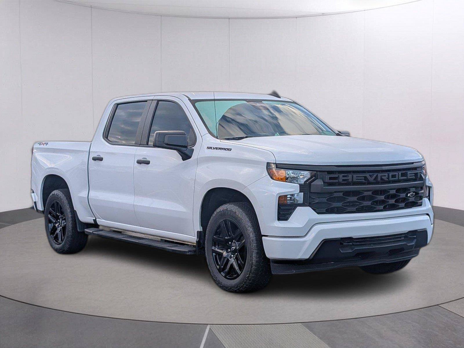 Used 2024 Chevrolet Silverado 1500 Custom w/ Turbomax Blackout Package AWD/4WD image 9
