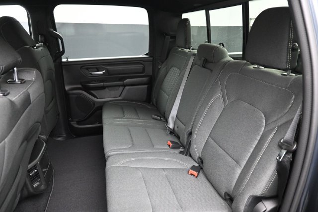 New 2027 RAM 1500 Express AWD/4WD image 21