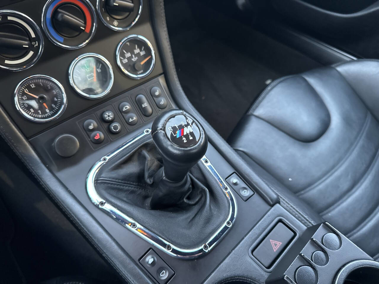 Used 2000 BMW Z3 image 28