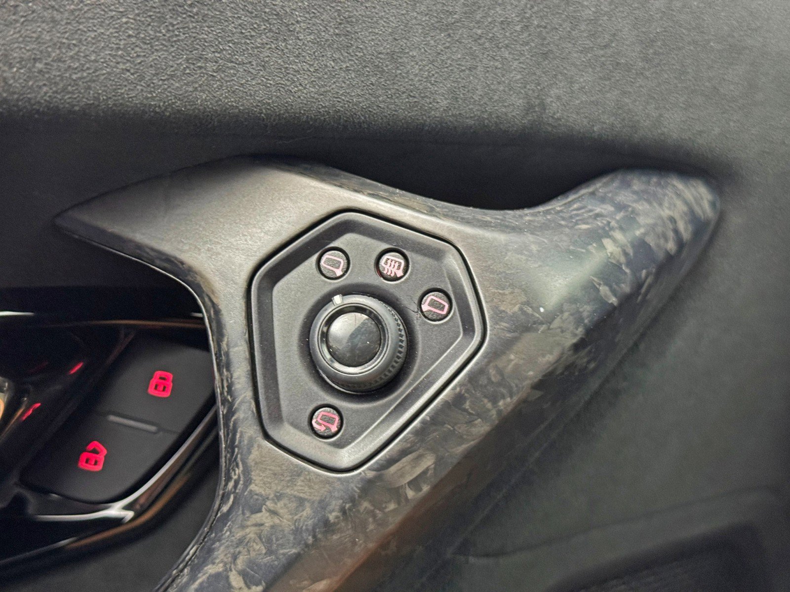 Used 2018 Lamborghini Huracan Performante image 18