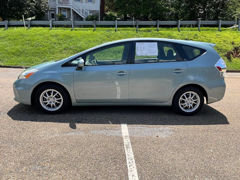 Used 2013 Toyota Prius V Three FWD image 24