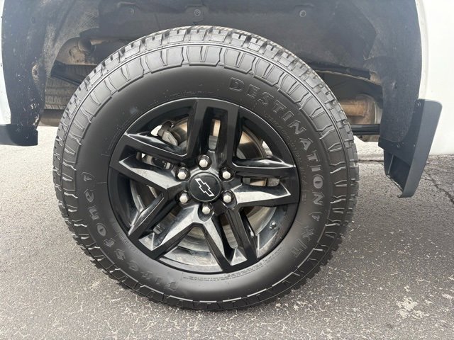 Used 2023 Chevrolet Silverado 1500 LT Trail Boss w/ Protection Package image 8