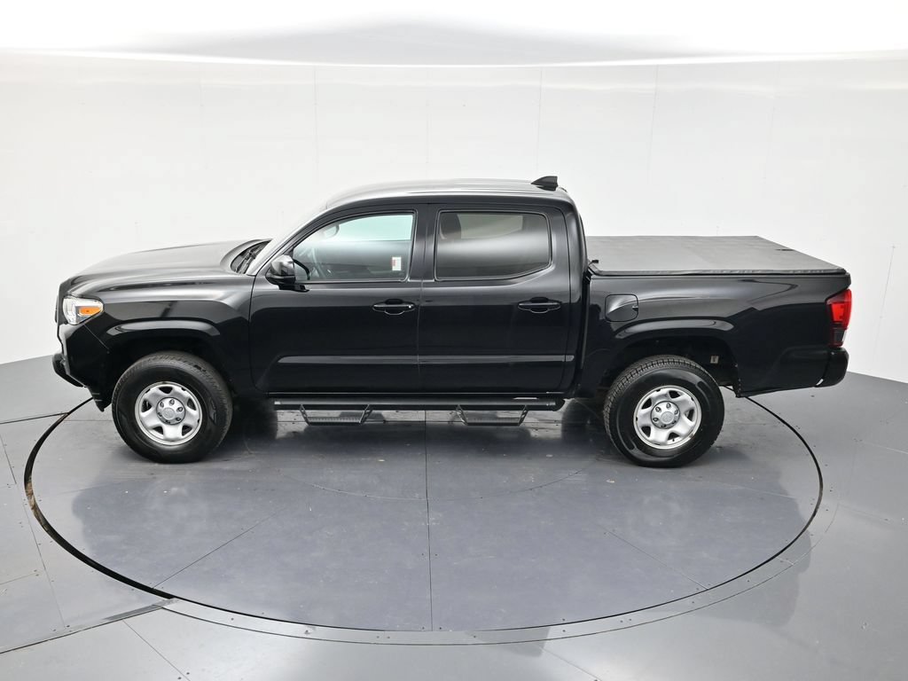Used 2022 Toyota Tacoma SR AWD/4WD image 42