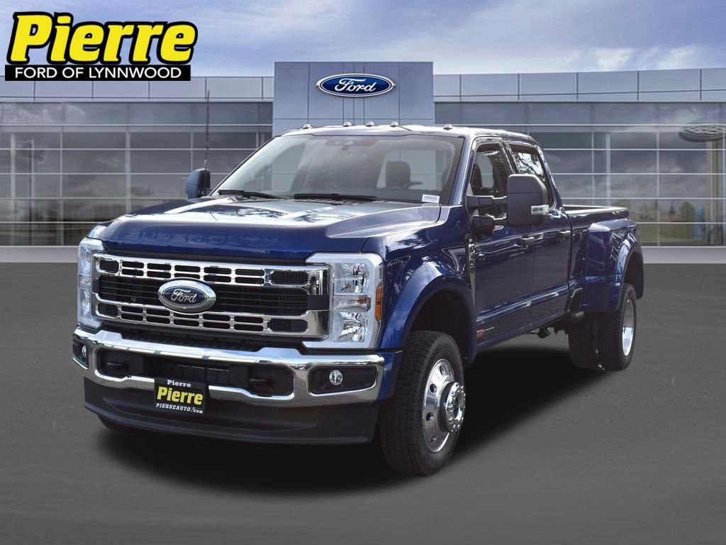 New 2026 Ford F450 XLT w/ 360-Degree Camera Package AWD/4WD image 1