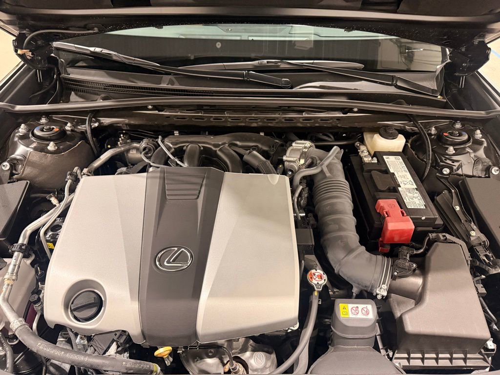 Used 2024 Lexus ES 350 w/ Premium Package image 11