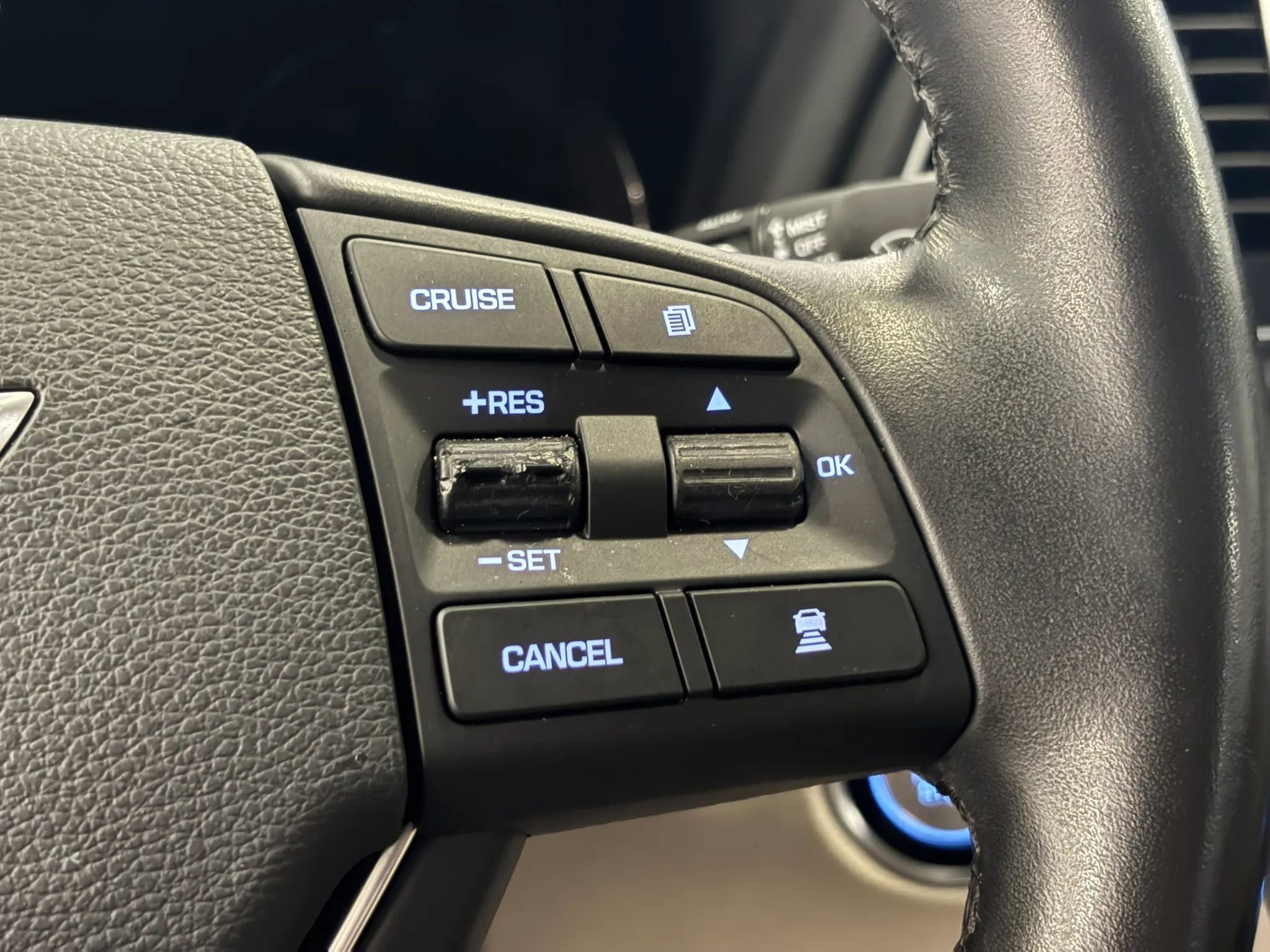 Used 2015 Hyundai Genesis 3.8 w/ Option Group 04 RWD image 31