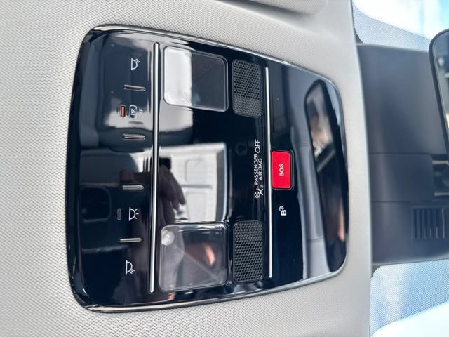 Used 2026 Hyundai Santa Fe SEL FWD image 30