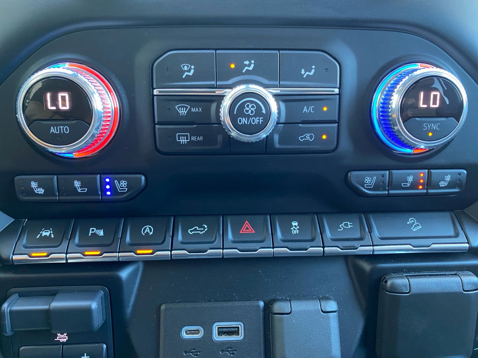 Used 2020 GMC Sierra 1500 SLT image 26