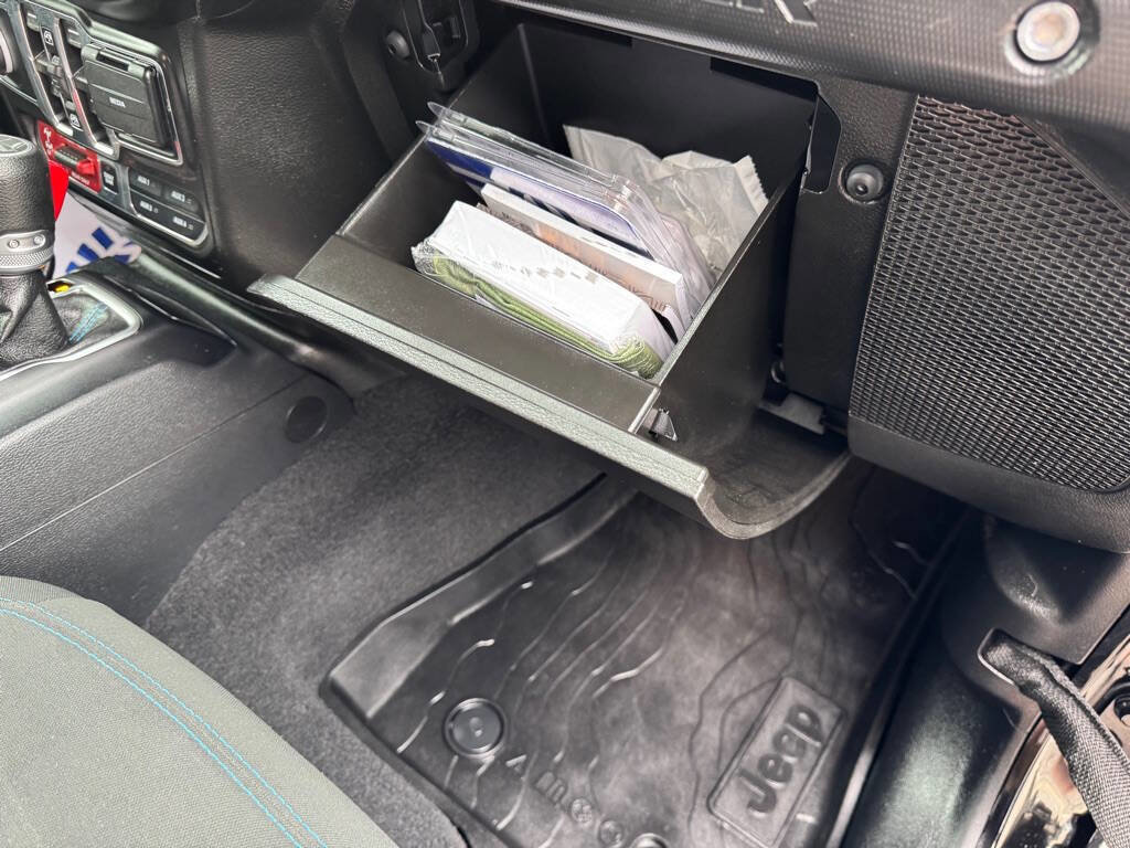 Used 2021 Jeep Wrangler Unlimited Rubicon 4xe w/ Steel Bumper Group image 63