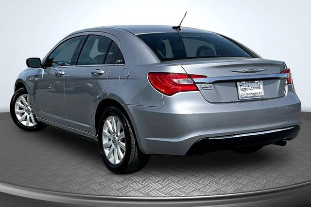 Used 2013 Chrysler 200 Touring image 4