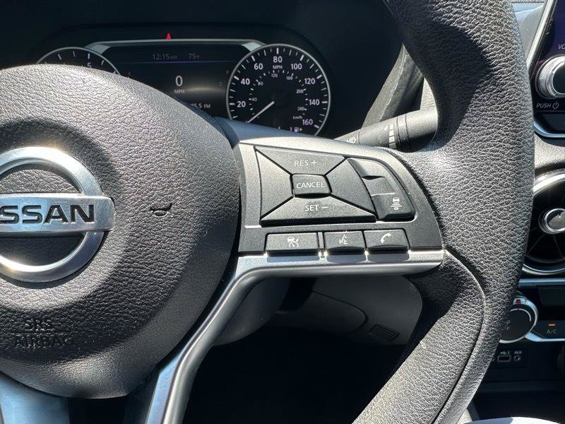 Used 2023 Nissan Sentra SV FWD image 16
