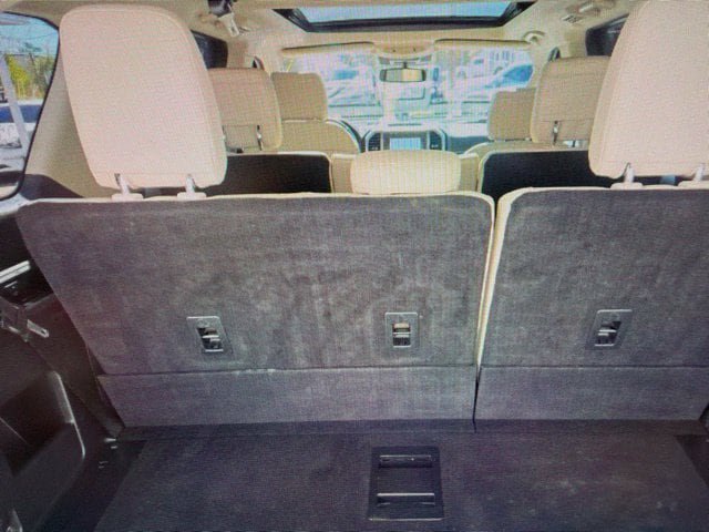 Used 2020 Ford Expedition Platinum AWD/4WD image 6