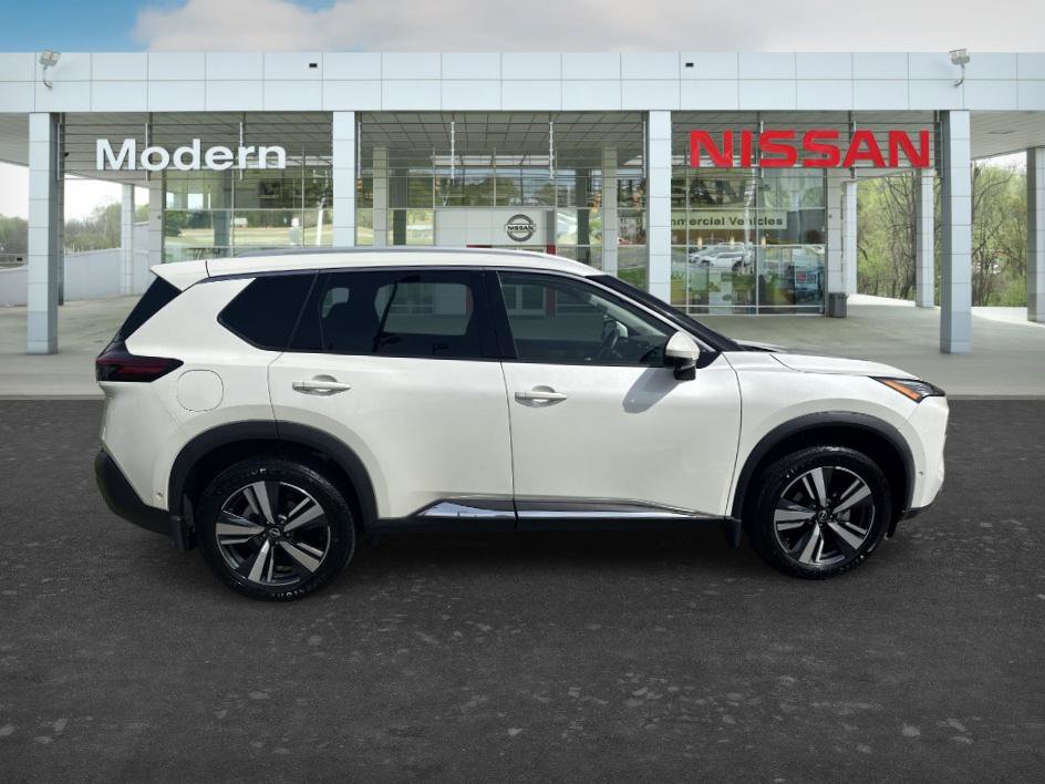 Certified 2022 Nissan Rogue SL w/ SL Premium Package image 6