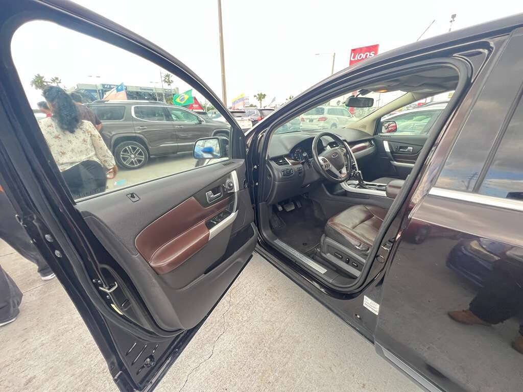 Used 2013 Ford Edge Limited AWD/4WD image 13