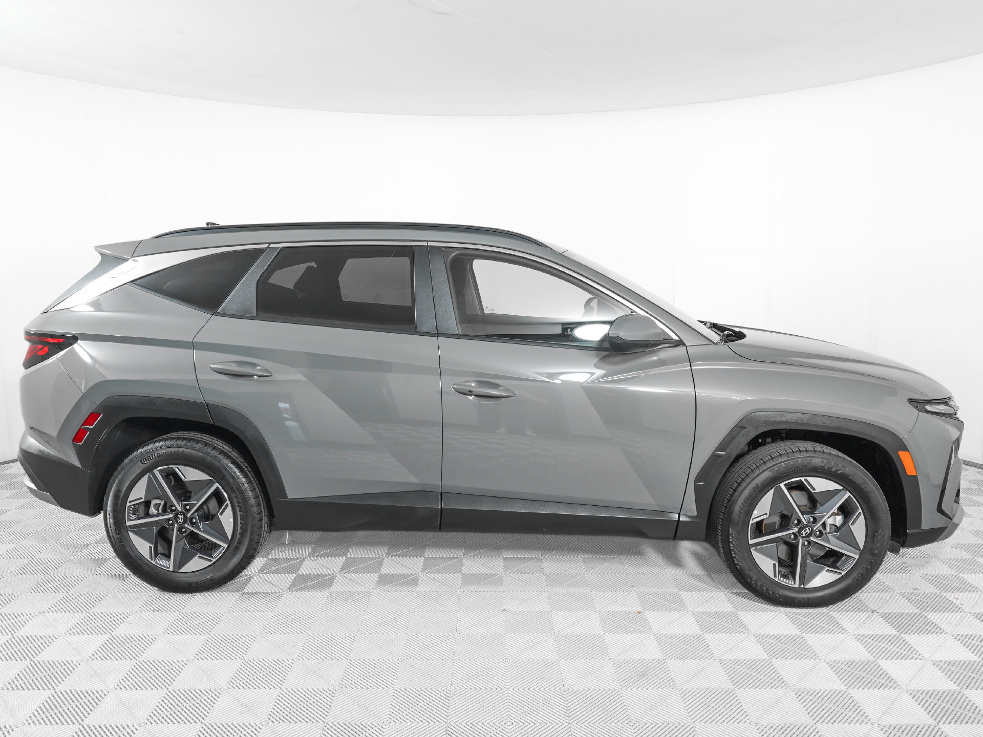 Used 2026 Hyundai Tucson SEL Plus AWD/4WD image 4