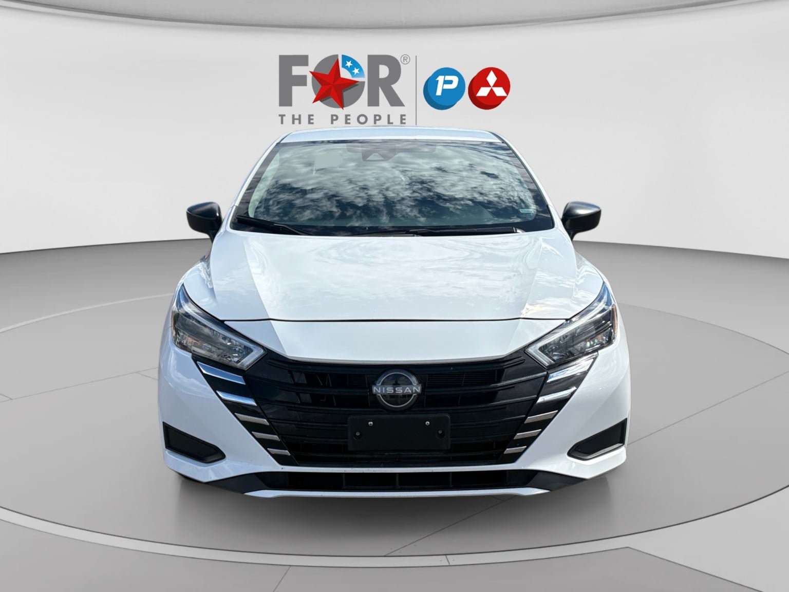 Used 2025 Nissan Versa S FWD image 8